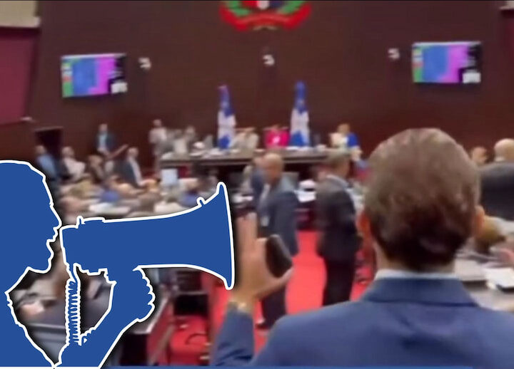 La política del show: ¿nos estamos acostumbrando a los escándalos en vez de las soluciones?